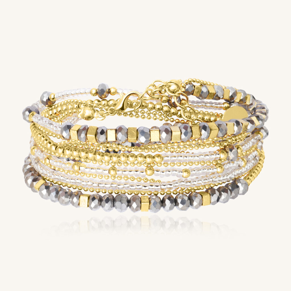 Collection de bijoux Santibé disponible dans la boutique Le Bijou Parfumé à Grenoble, alliance d’élégance et d’authenticité.